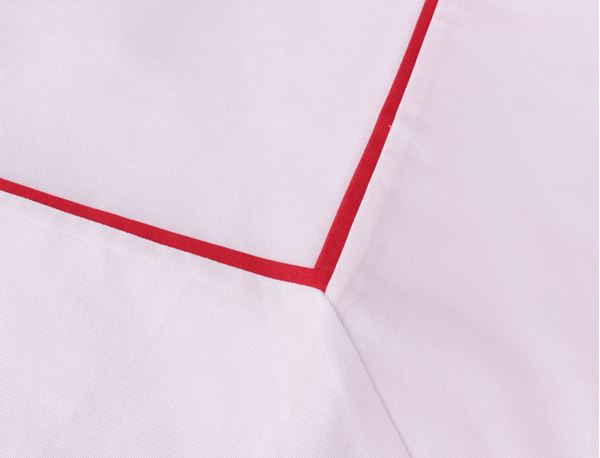 Koton Beyaz Kırmızı Fitilli Dikdörtgen Masa Örtü resmi