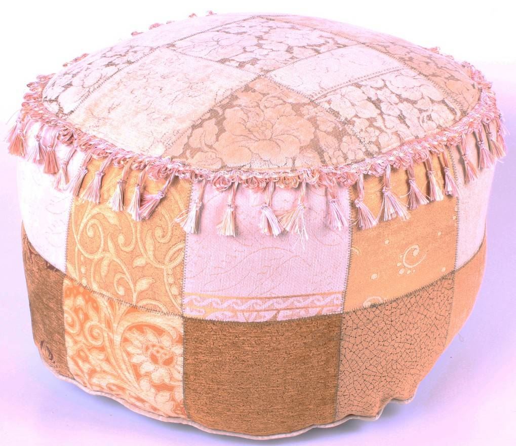 Evinize Renk Katar Yastık Modelleri , Nevresimler