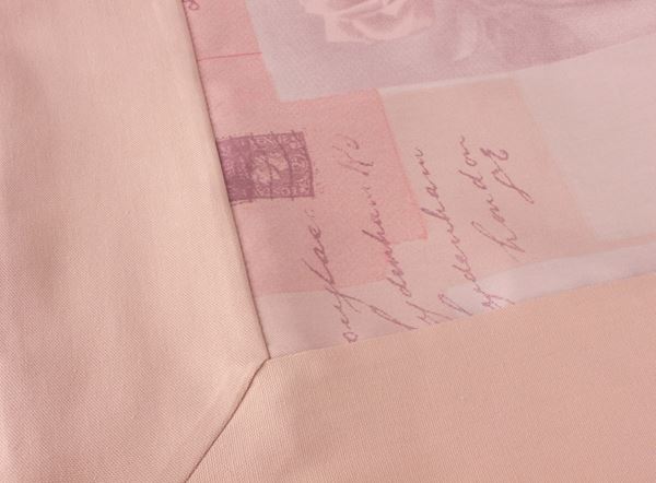 Koton Somon Pembe Yazılar Figürlü Dikdörtgen Masa Örtü resmi