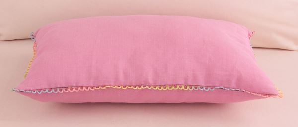 YASTIKMİNDER KETEN PEMBE OYA ÇERÇEVELİ DEKORATİF YASTIK KIRLENT KILIF resmi