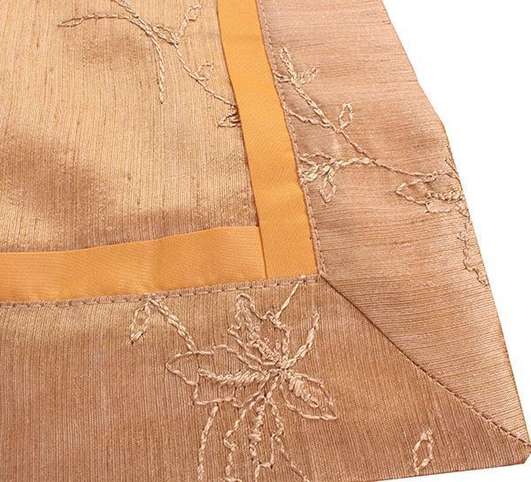 YASTIKMİNDER TAFTA BEJ  NAKIŞLI 260X260 YATAK ÖRTÜ-50X70 -2 YASTIK KILIFLI 3 PARÇA YATAK ÖRTÜ SETİ resmi
