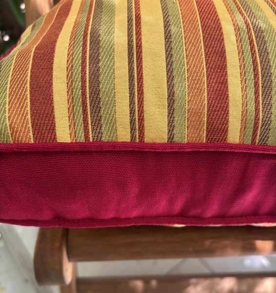 KOTON BORDO SARI ÇİZGİLİ BORDO BANTLI 48X48 cm ÇOK AMAÇLI MİNDER resmi